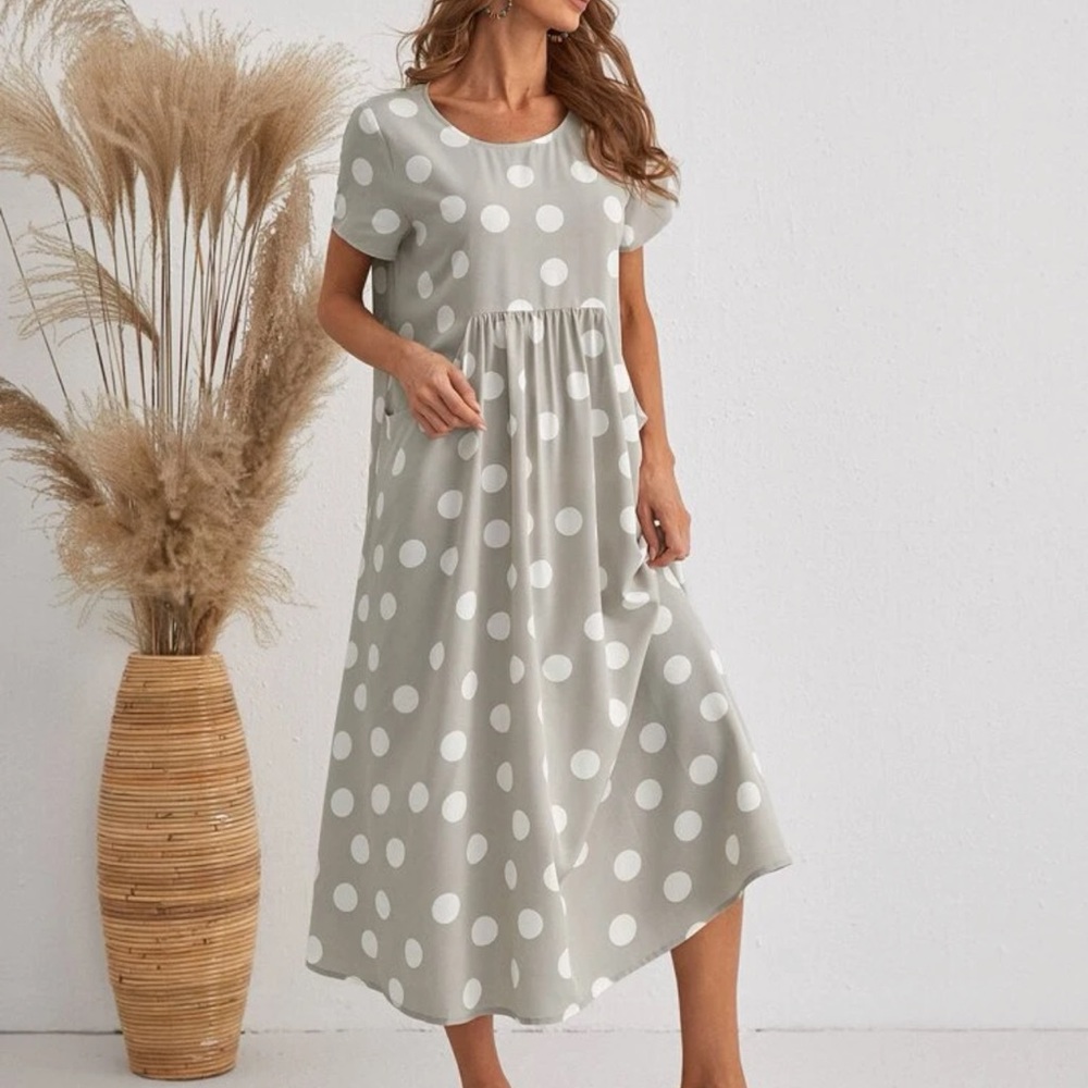 Maxi dress with pockets